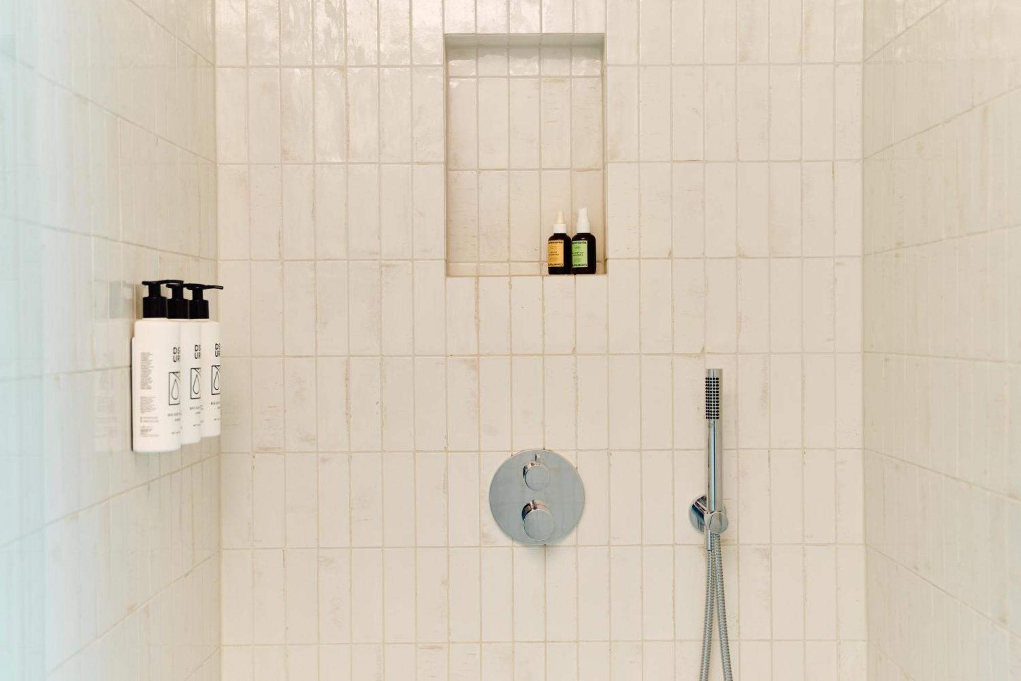 Deluxe Badkamer met Bad