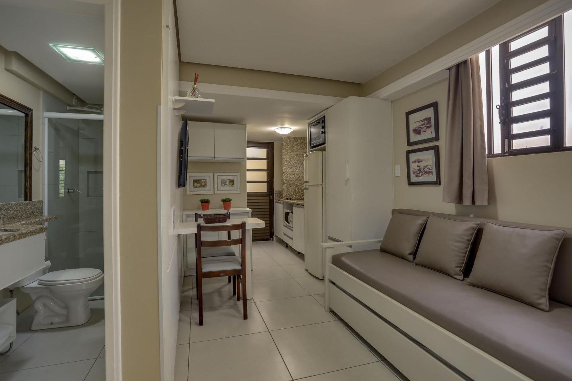 One-Bedroom Apartment Garden View