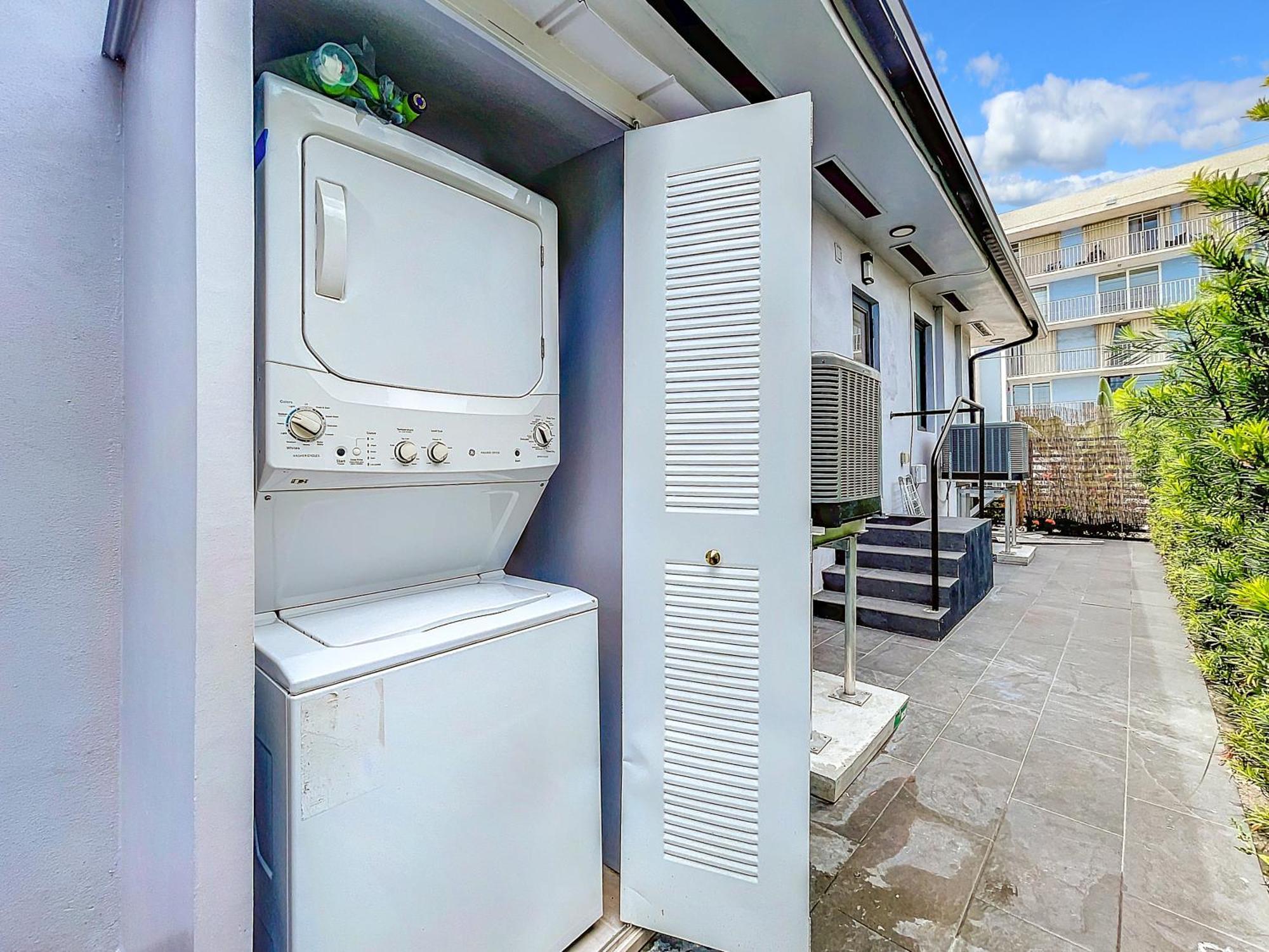 Deluxe Apartment,1617396237:JPEG