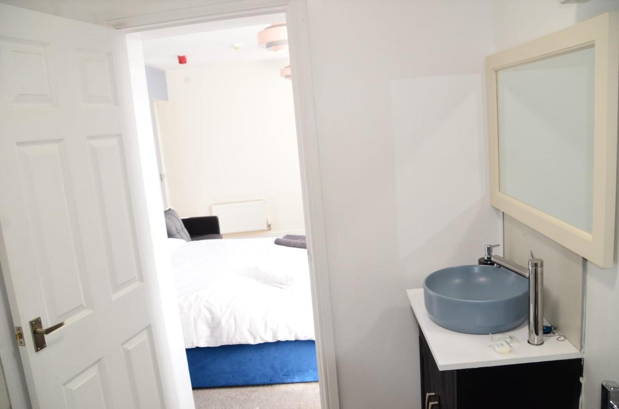 Deluxe Suite Spa Bath