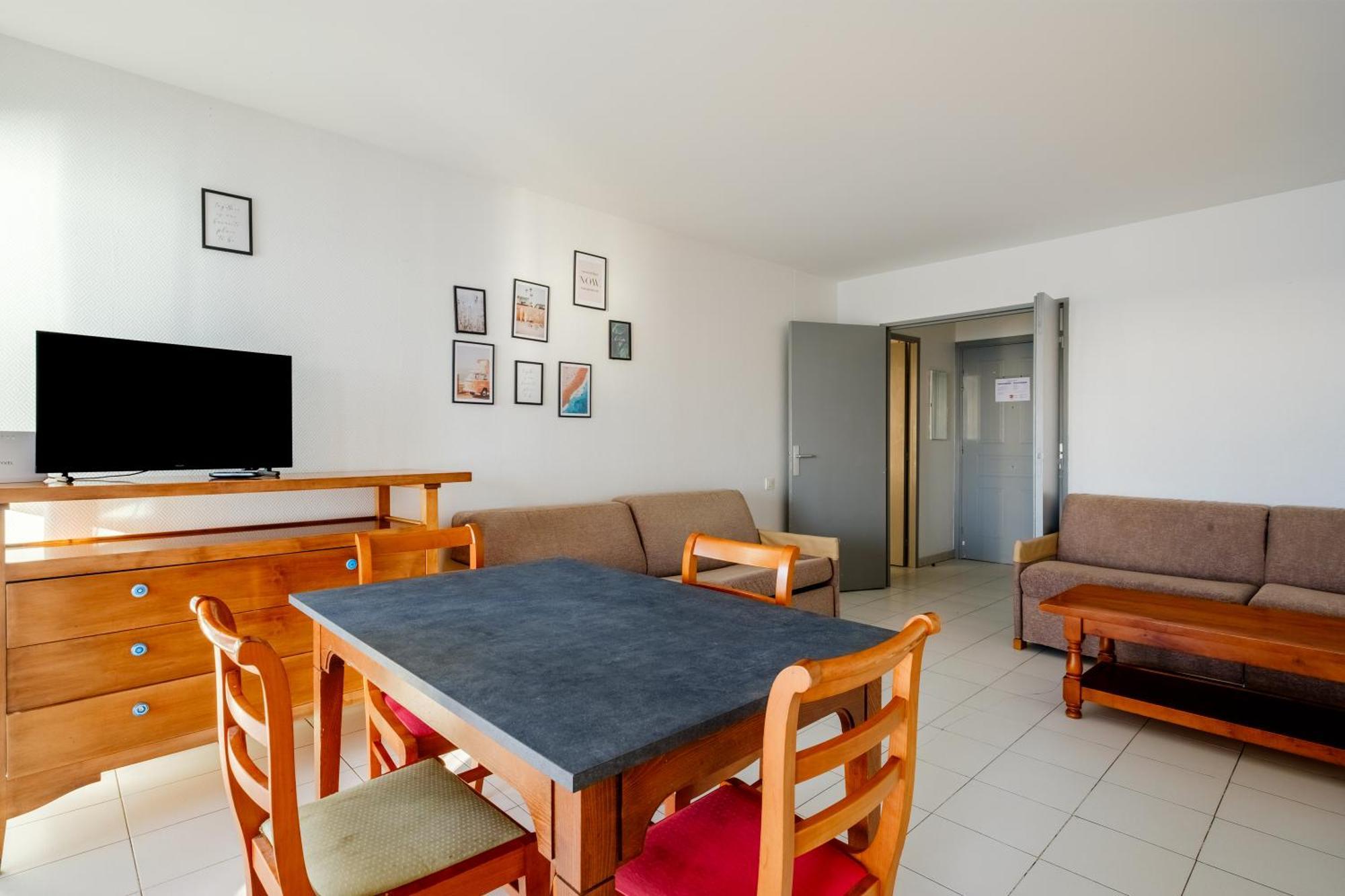 Apartment with Sea View (2-4 Adults),1625478856:JPEG