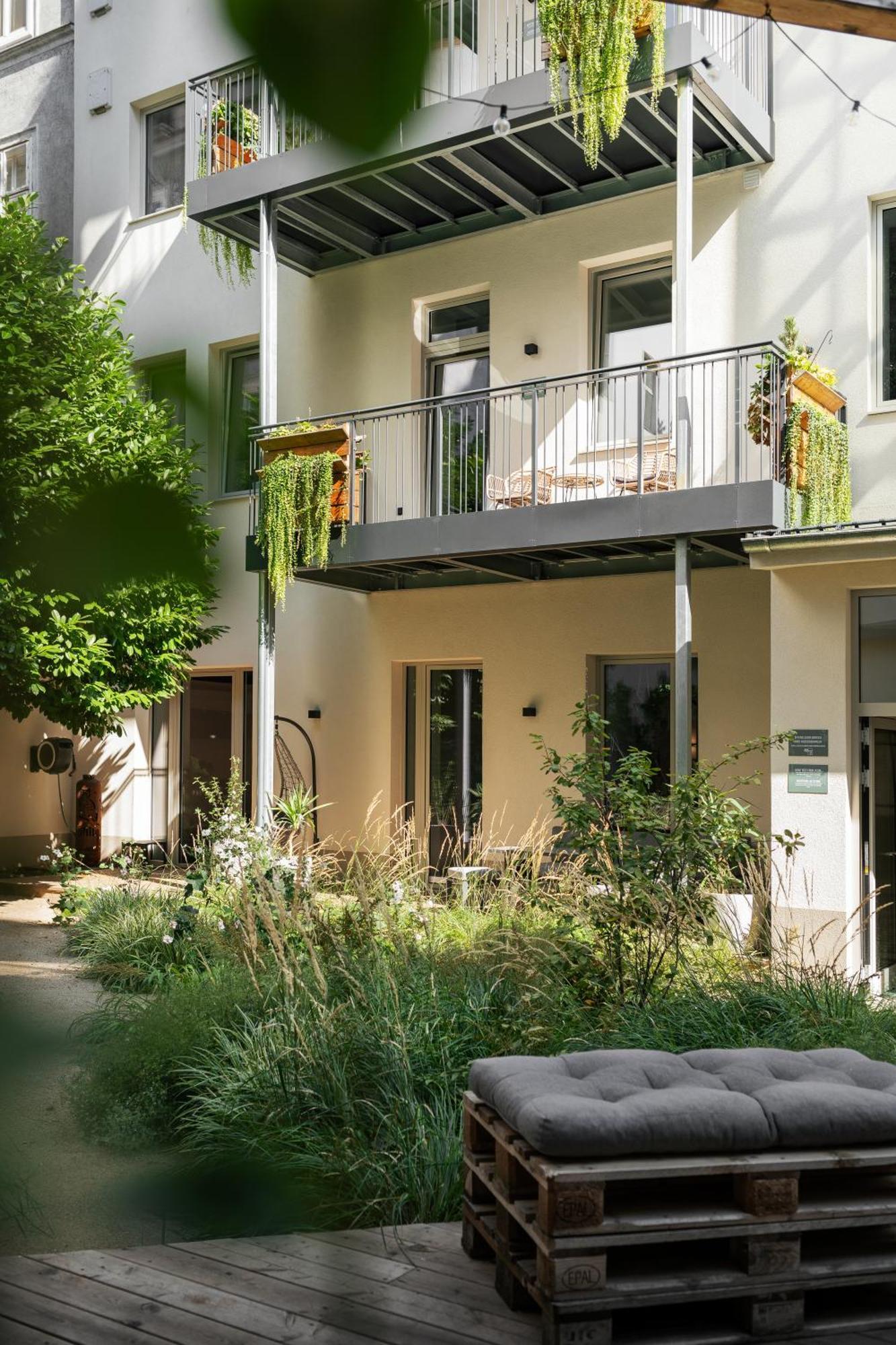 One-Bedroom Apartment accessible
