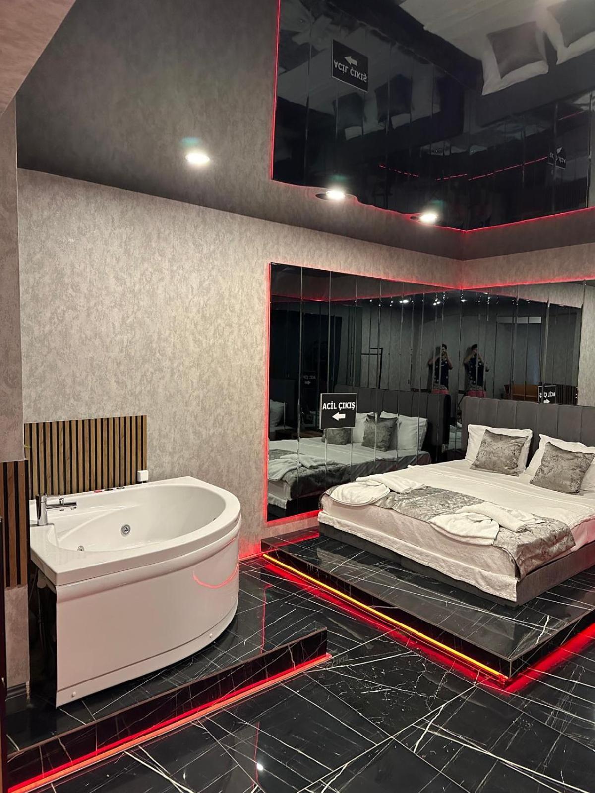Suite Hot Tub