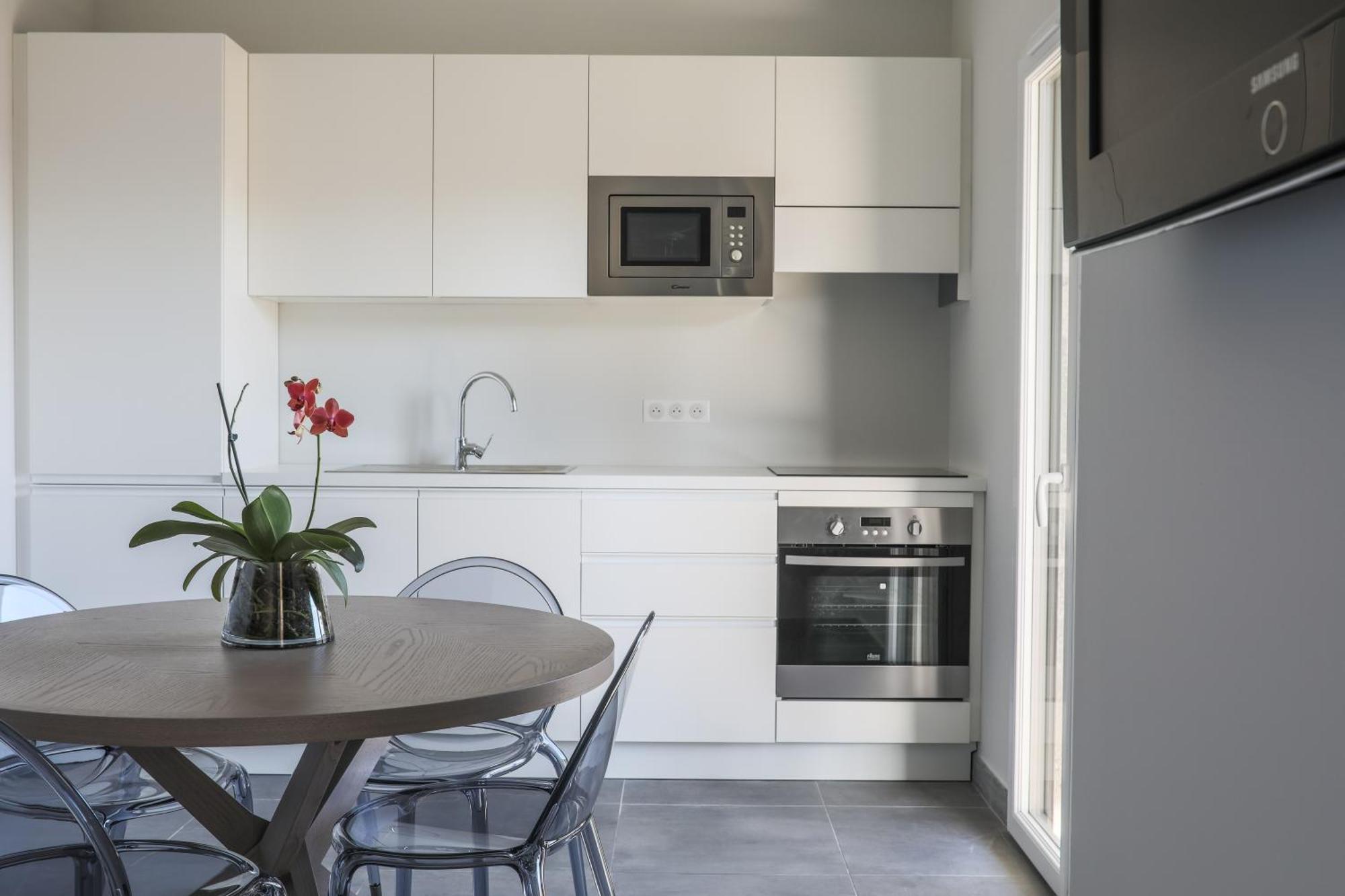 Two-Bedroom Apartment Garden View