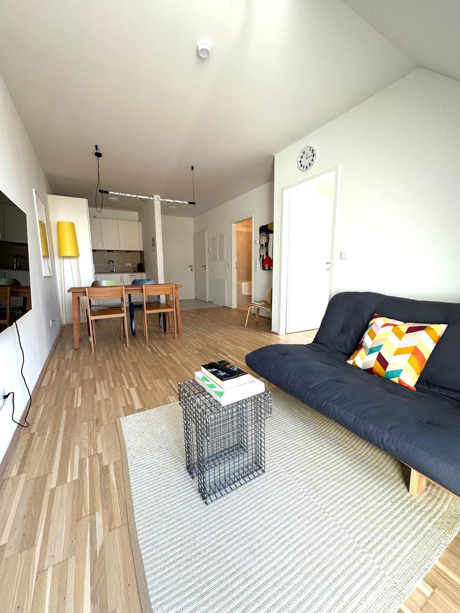 One-Bedroom Apartment Balcony,1648211210:JPEG