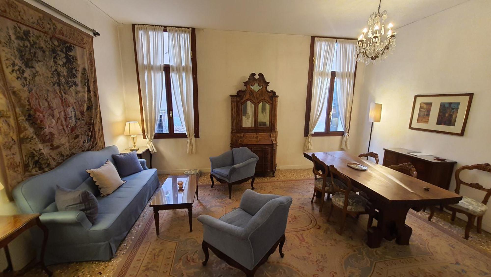 Apartamento de 3 dormitorios y vistas al mar