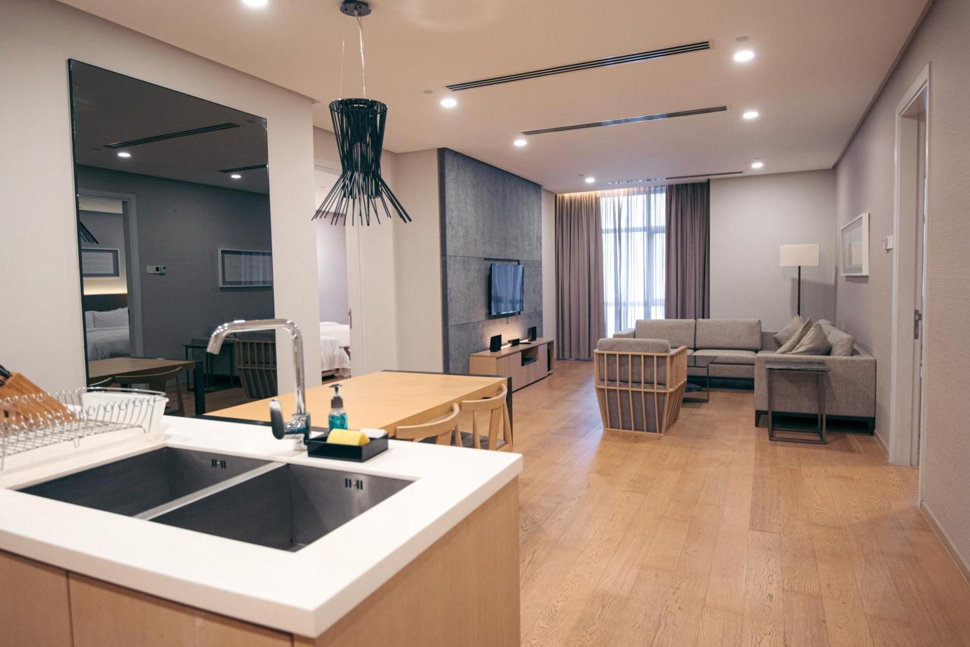 Two-Bedroom Executive,1663760284:JPEG