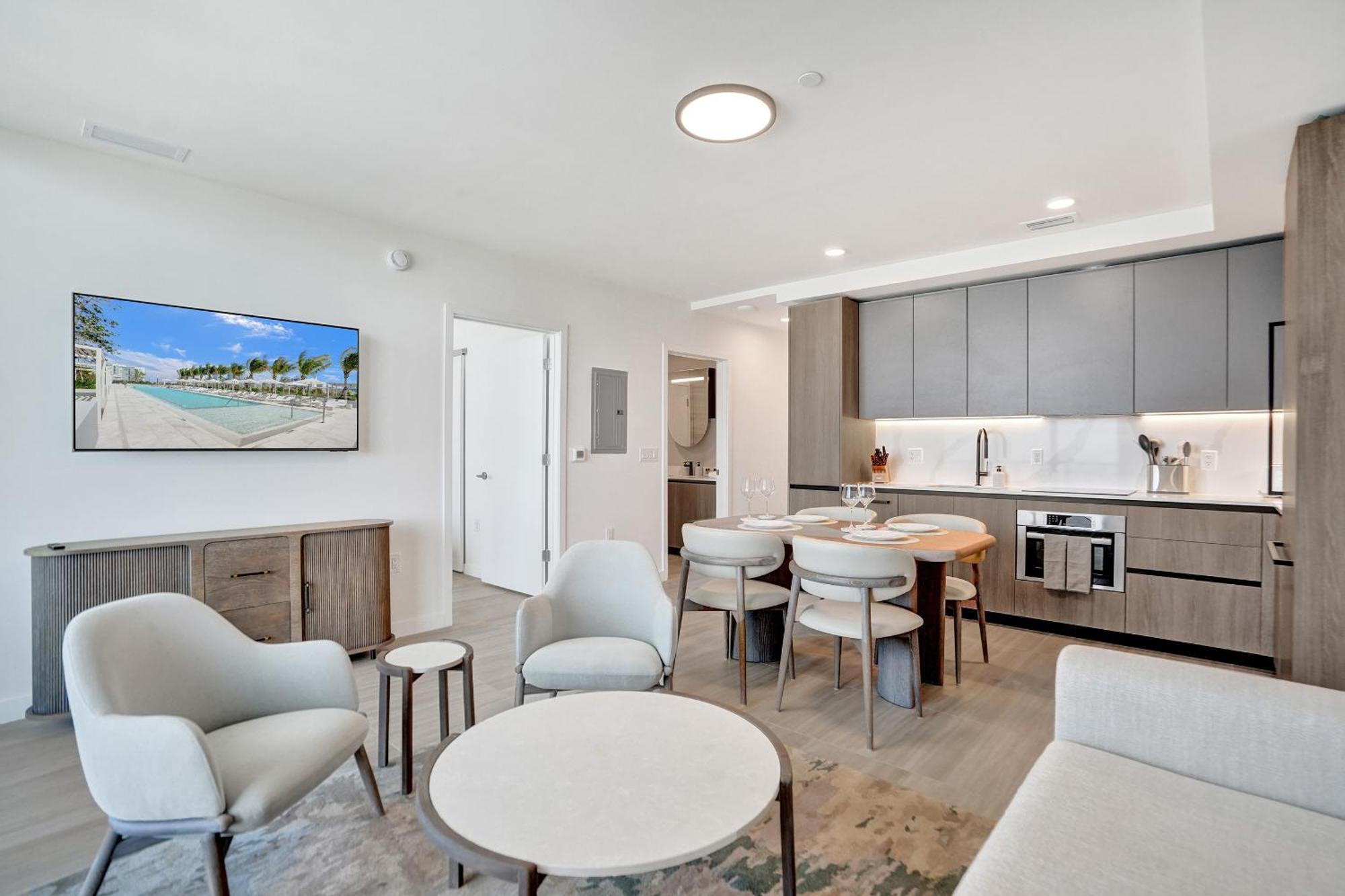 Two-Bedroom Apartment Sea View,1665050419:JPEG