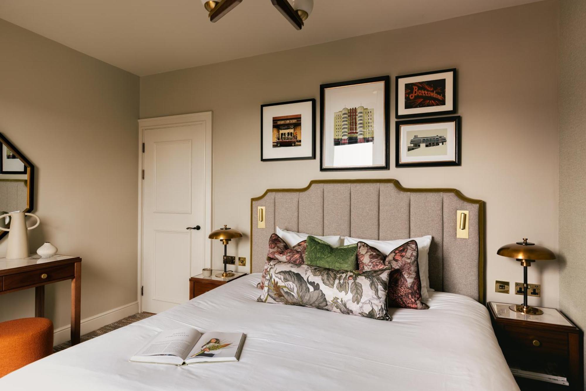 Penthouse One Bedroom Apartment