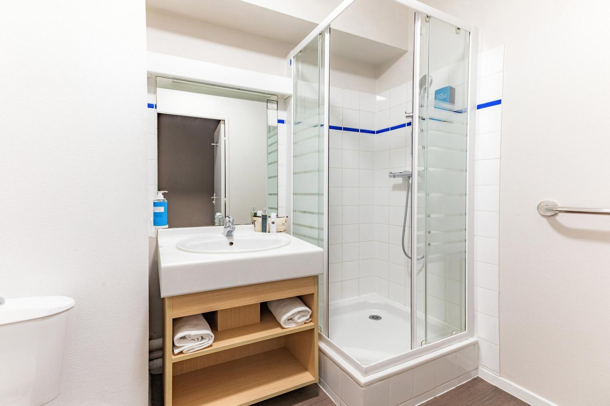 Double Studio,1742710698:JPEG