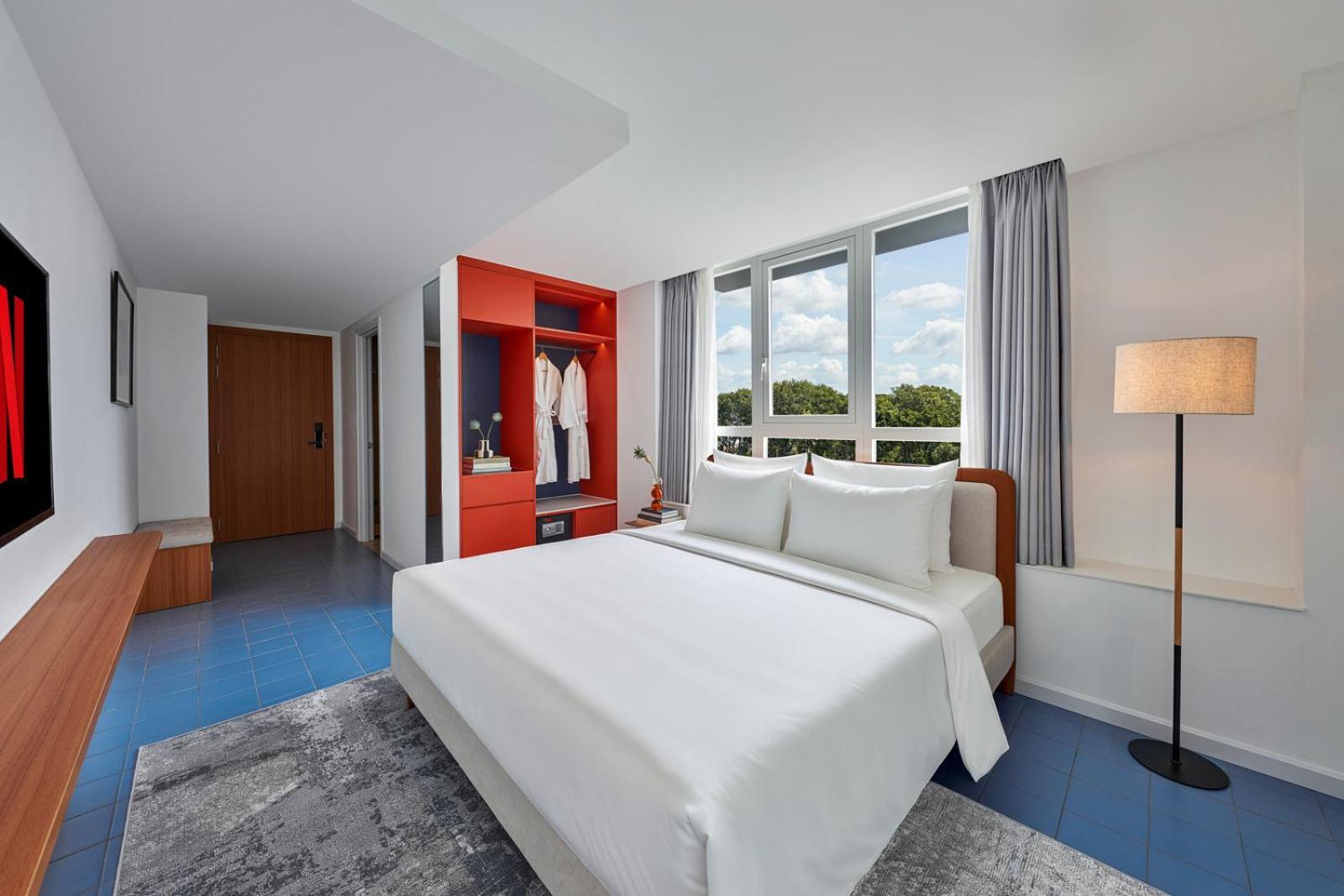 Superior King Room