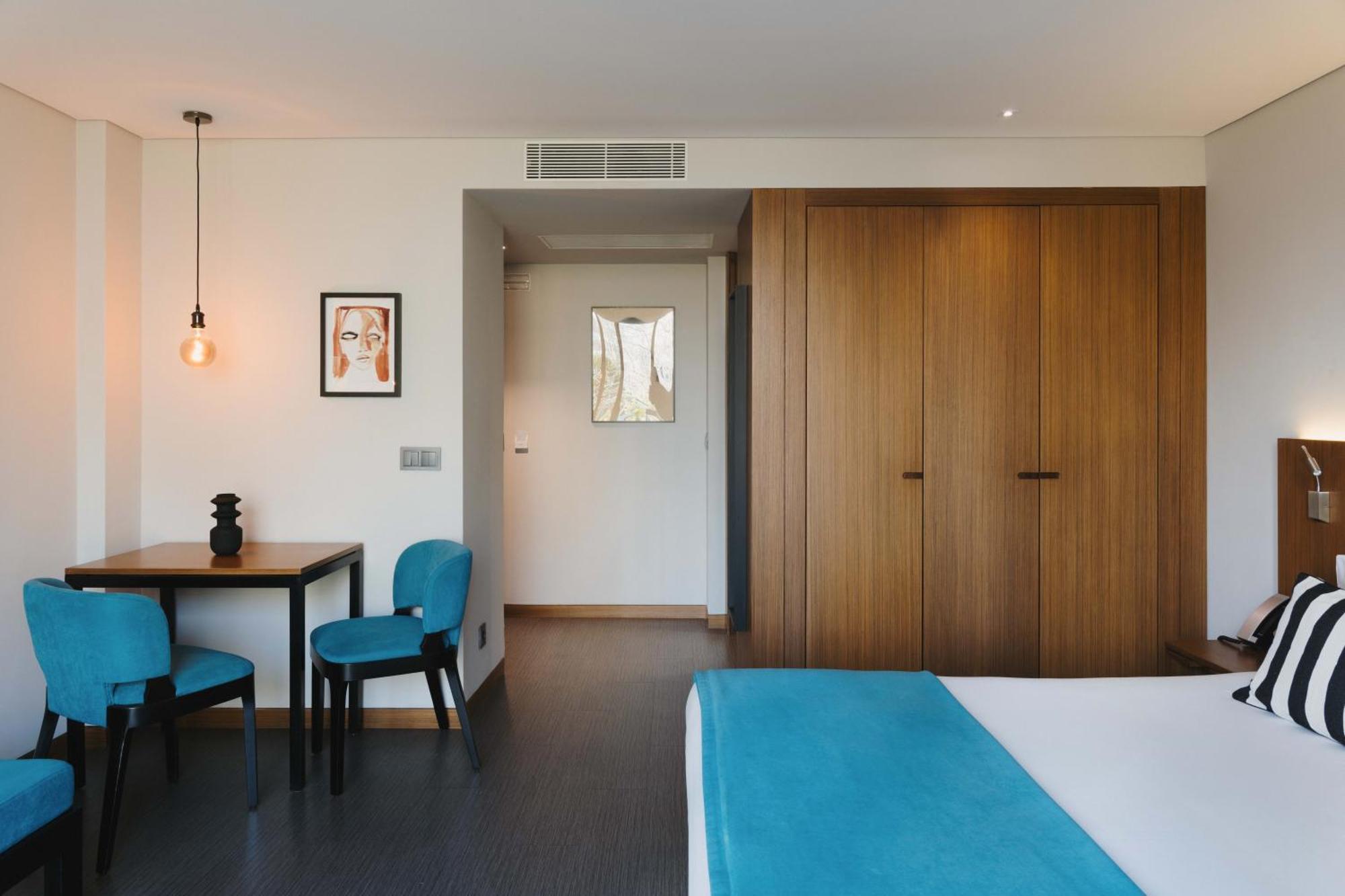 Premium Studio mit Balkon
