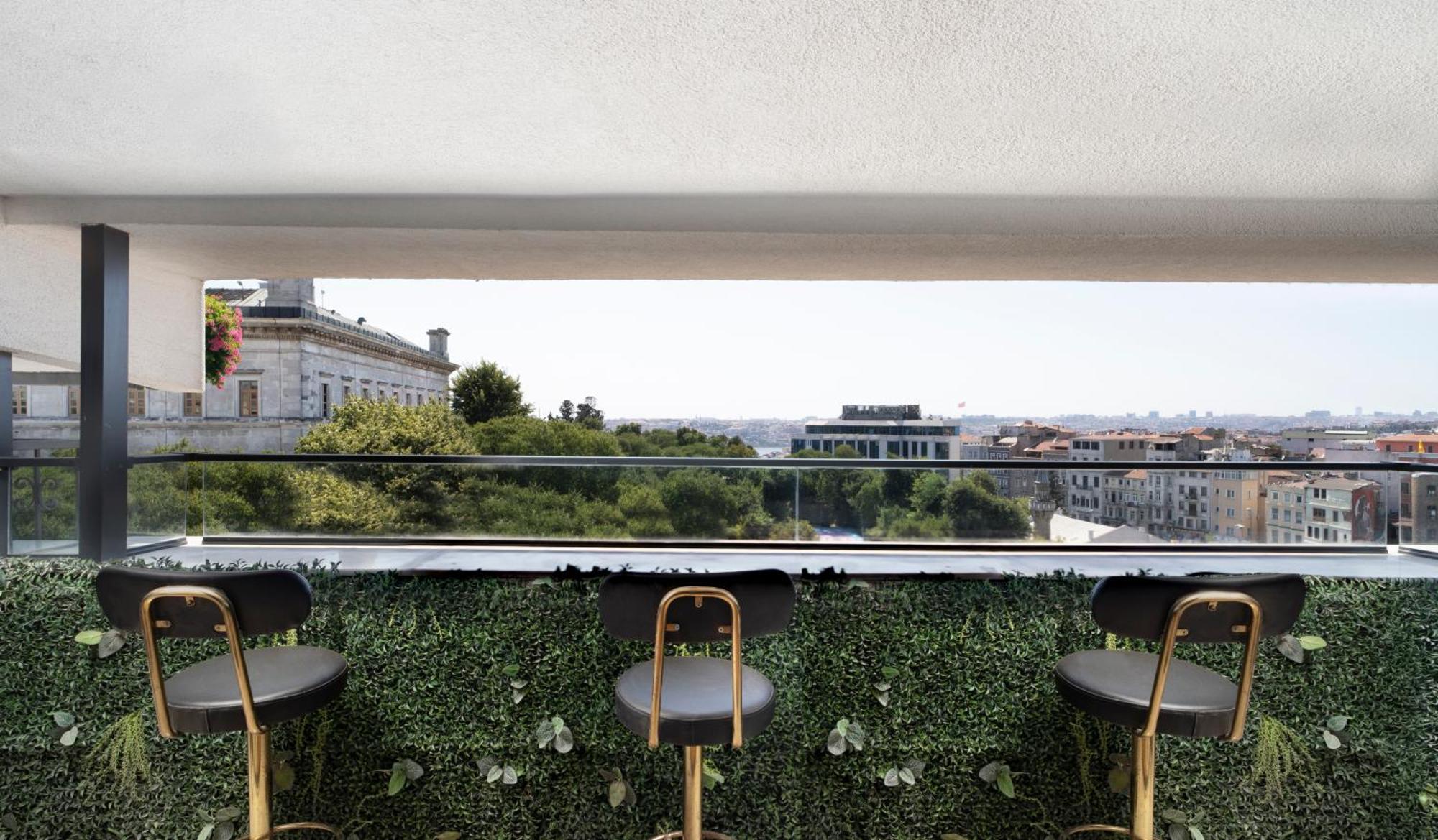 Terrassensuiten mit Jakuzzi