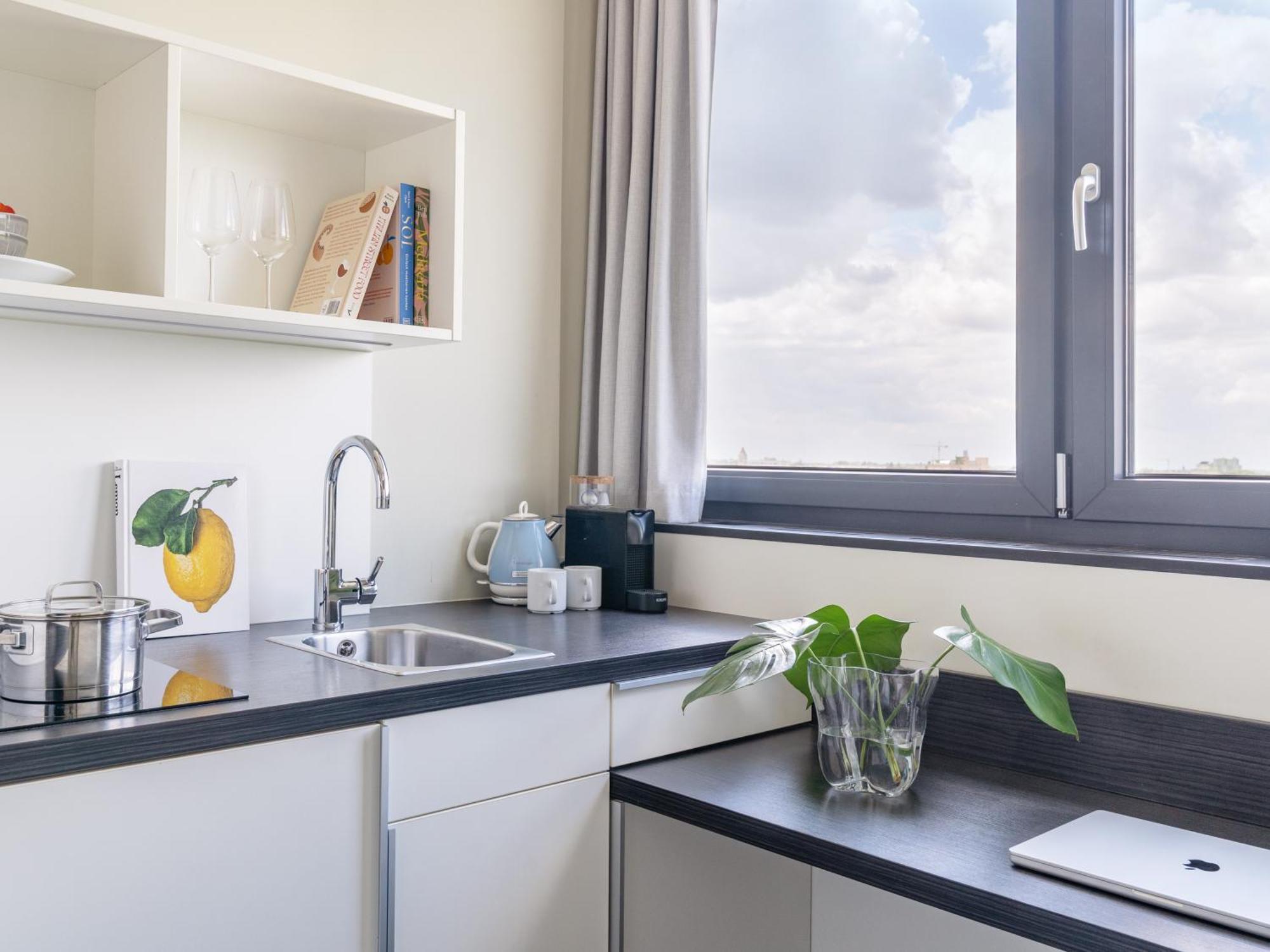 Standard Studio Kitchenette Single Bed