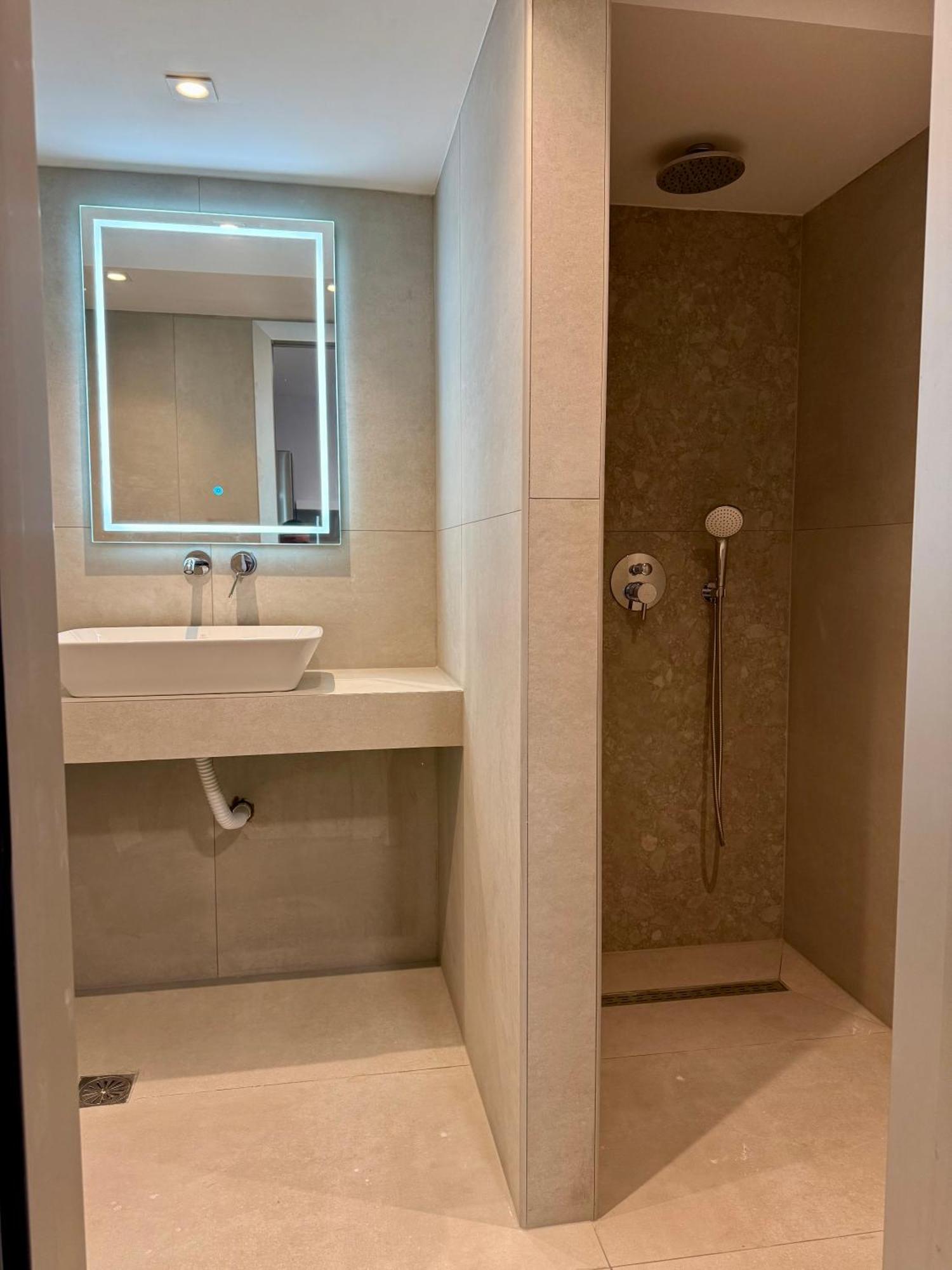 Large Double Room,1697280424:JPEG