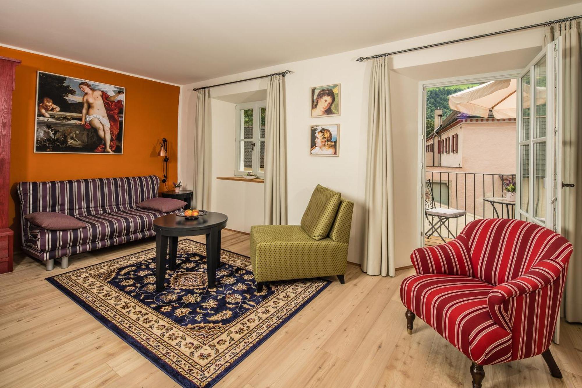 Superior Apartment