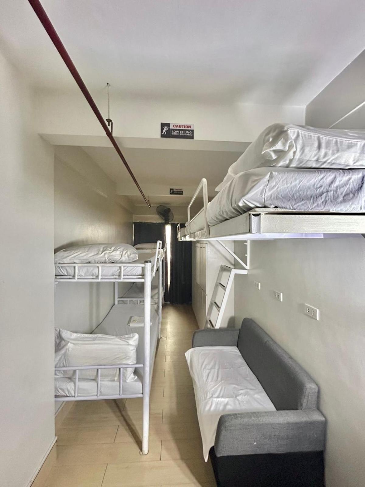 Family Room for 6