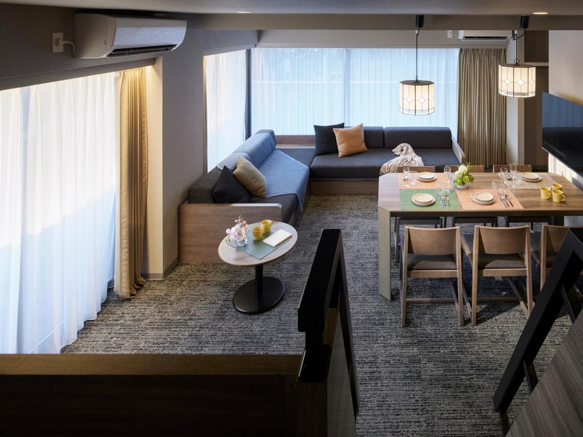 Deluxe Suite,1707015126:JPEG