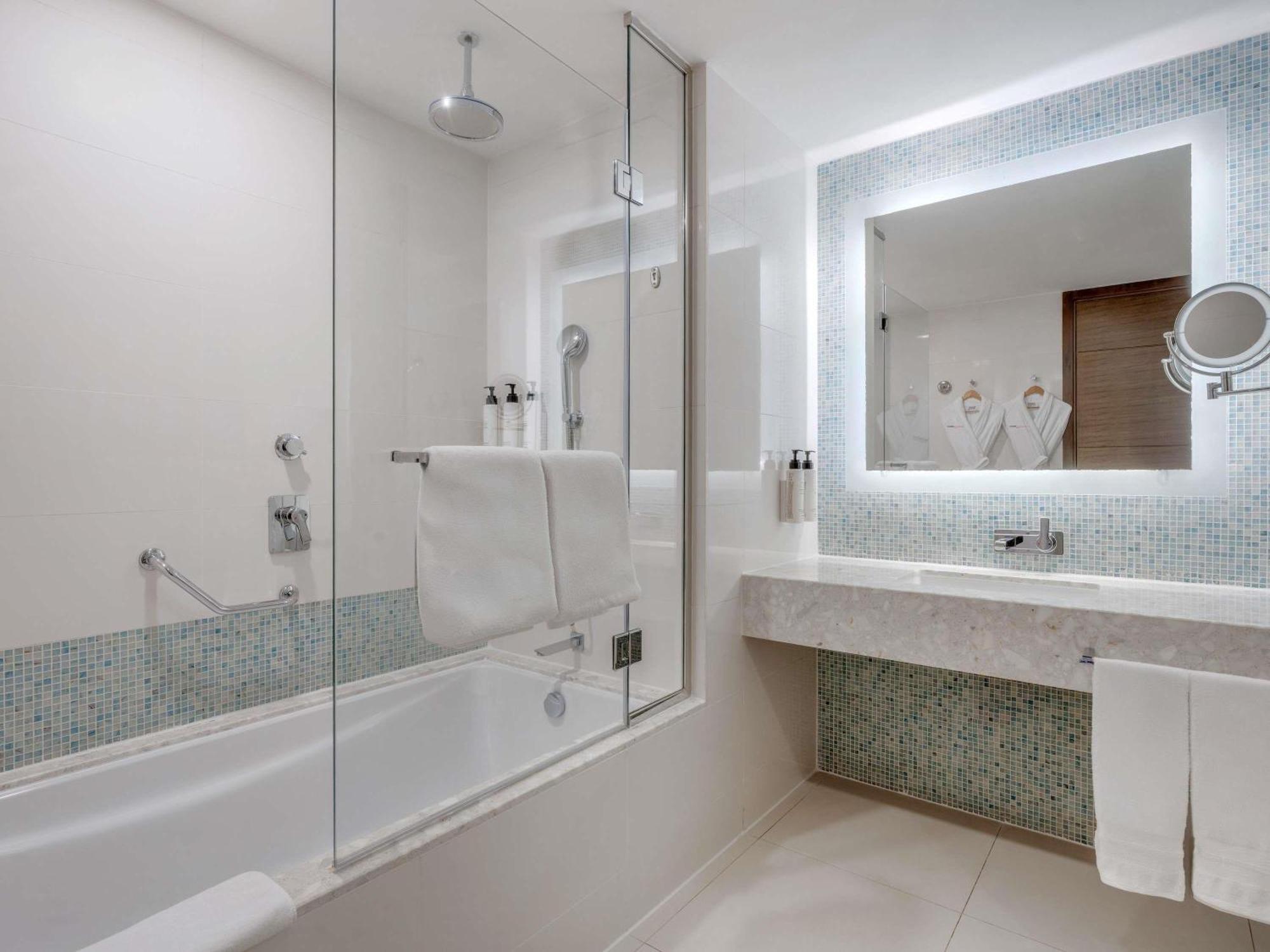 One-Bedroom Apartment,1717070175:JPEG