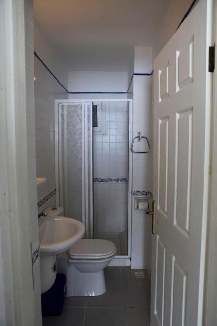 Studio (2 Adults)