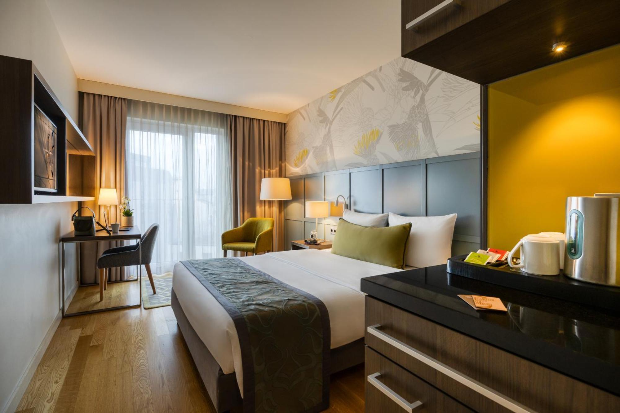 Classic Double Room