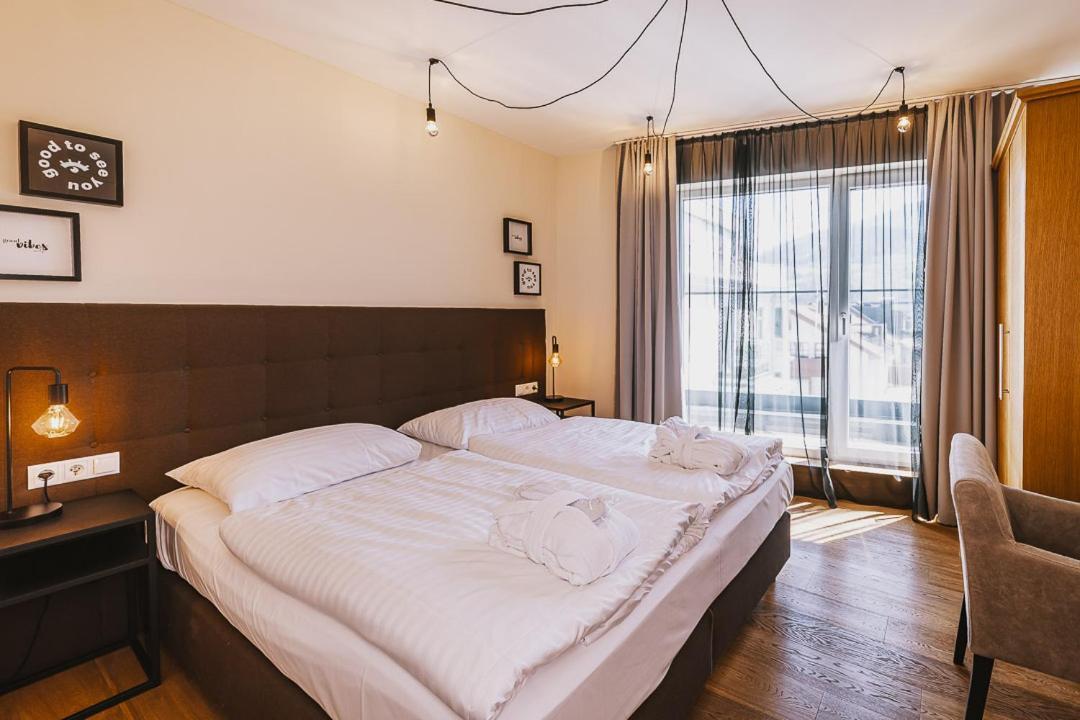 3 Bedroom Deluxe Penthouse