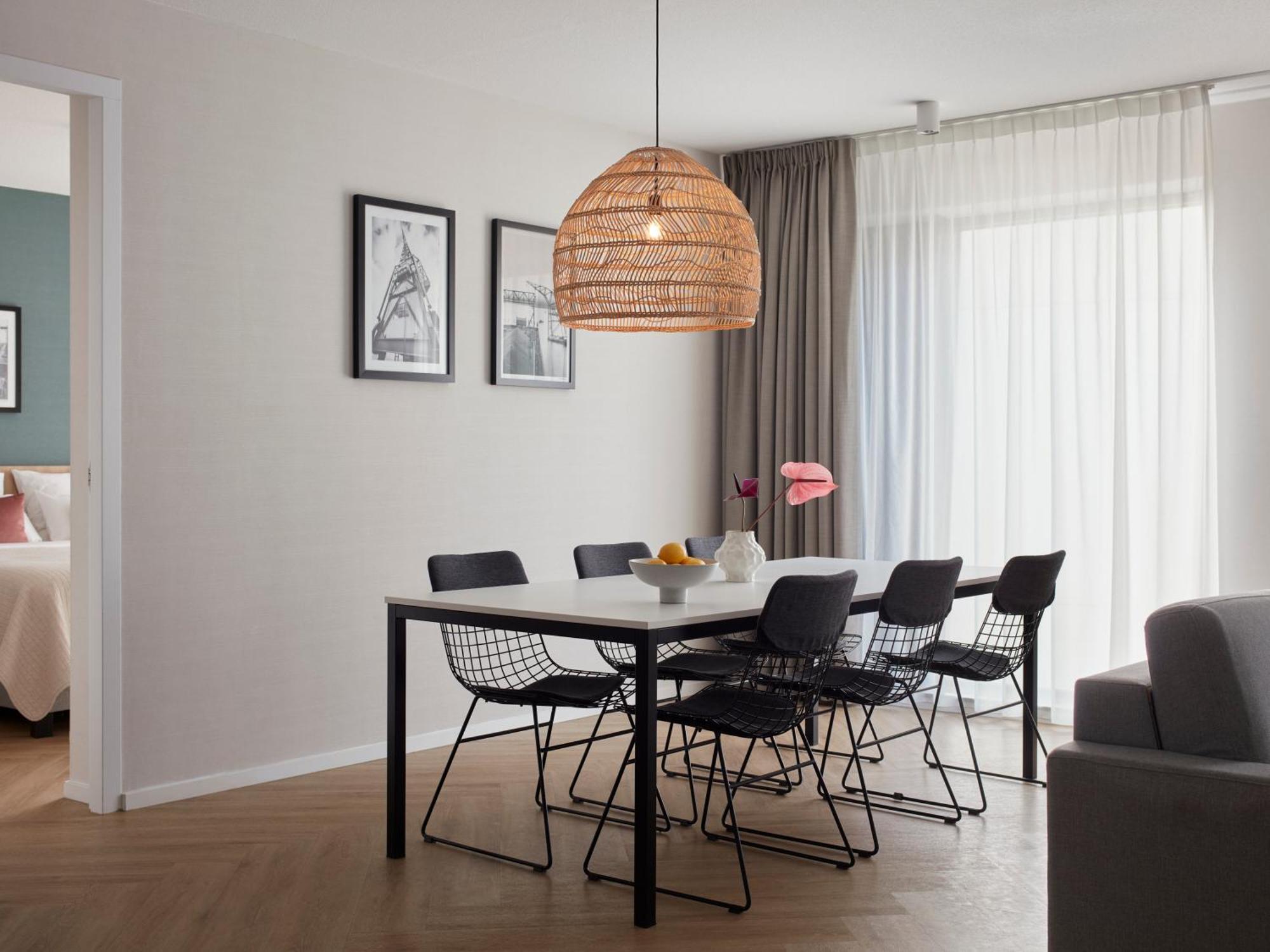 Très Grand Appartement 1 Chambre avec Canapé-Lit