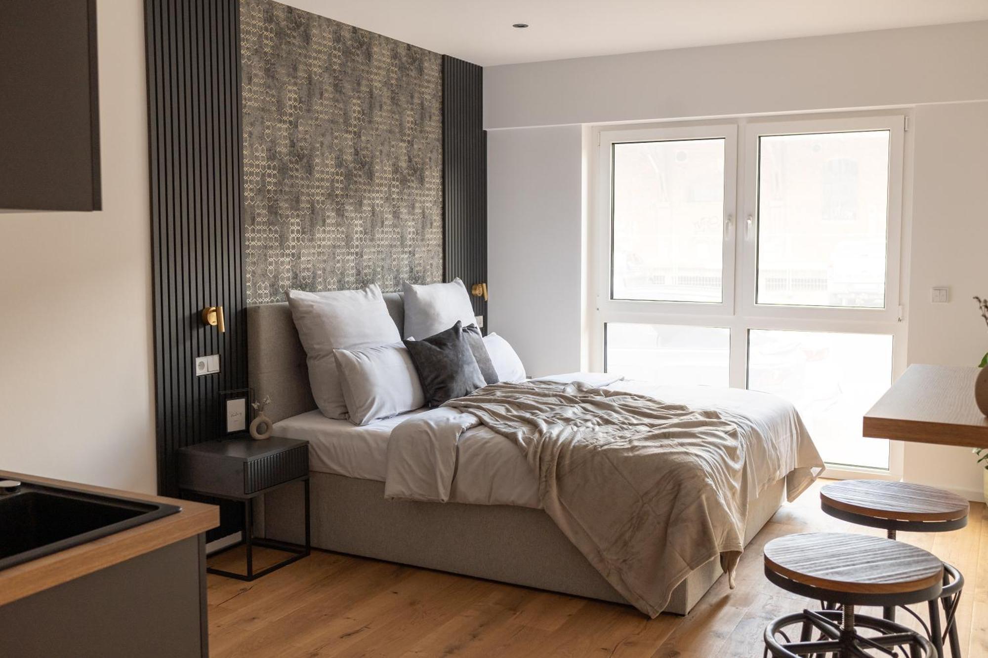 Studio Apartment One Double Bed