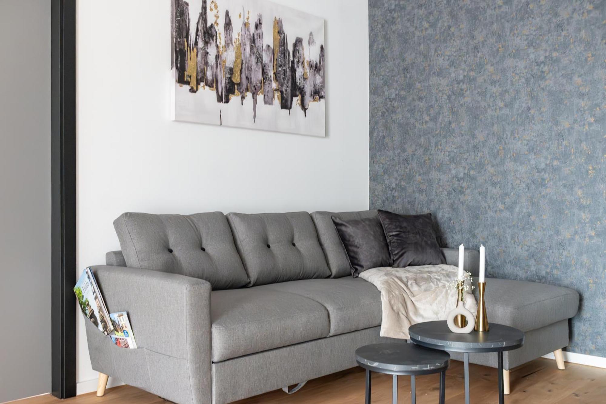 One-Bedroom Deluxe Apartment