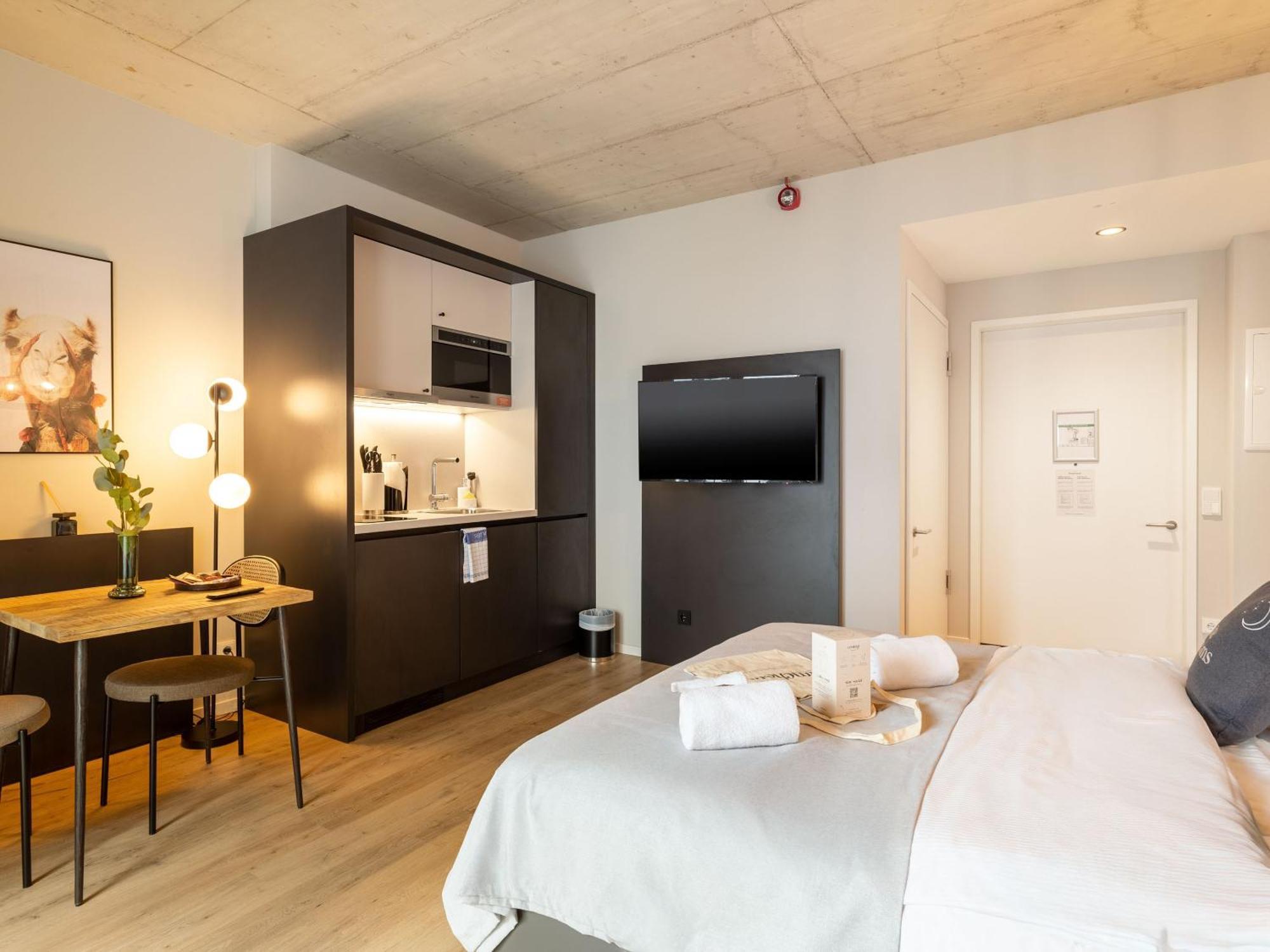 Suite disability access