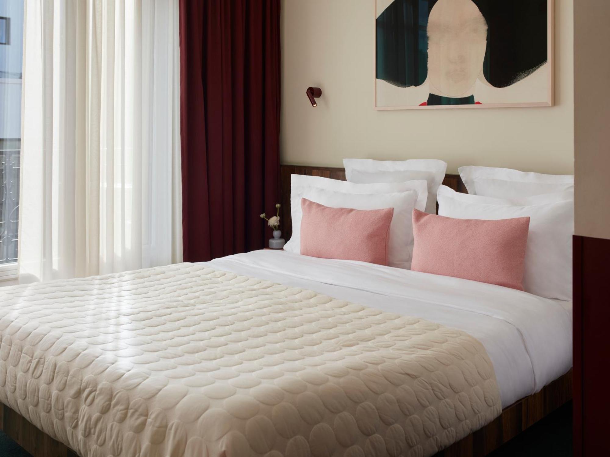 Medium Room - Accessible,1747885741:JPEG