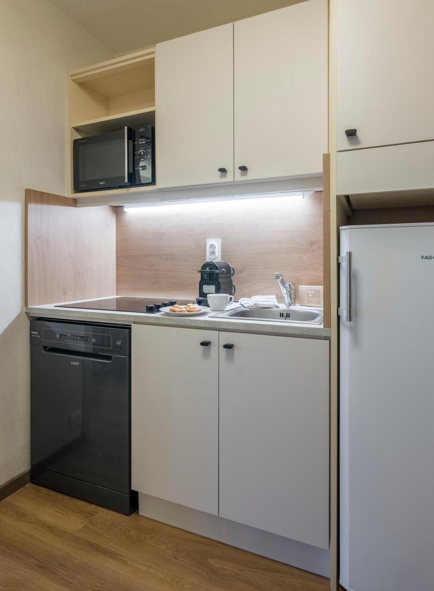 Appartement Supérieur 1 Chambre avec Coin Nuit en Alcôve (6 Personnes) - Côté Rivière
