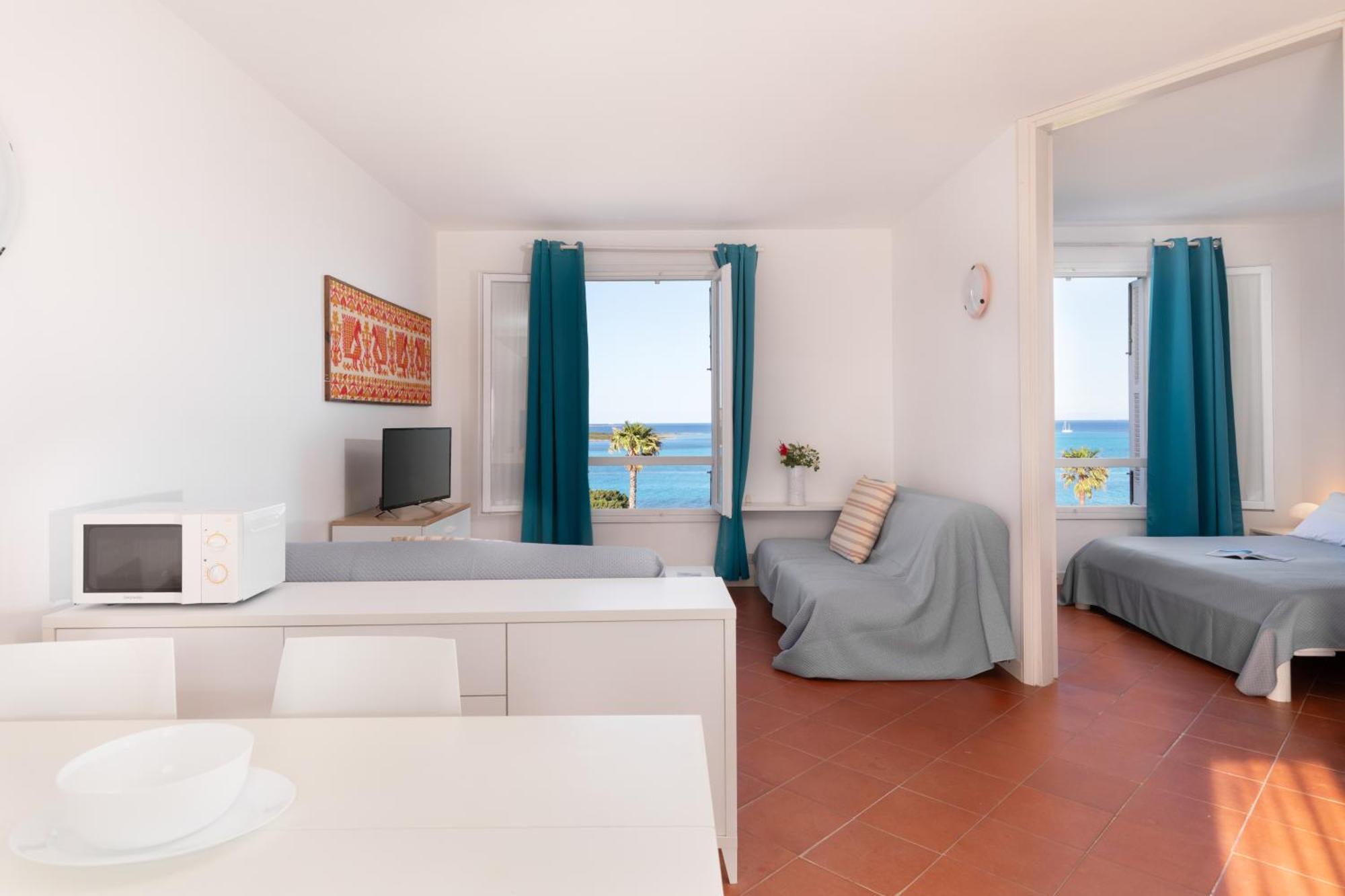 One-Bedroom Apartment Balcony