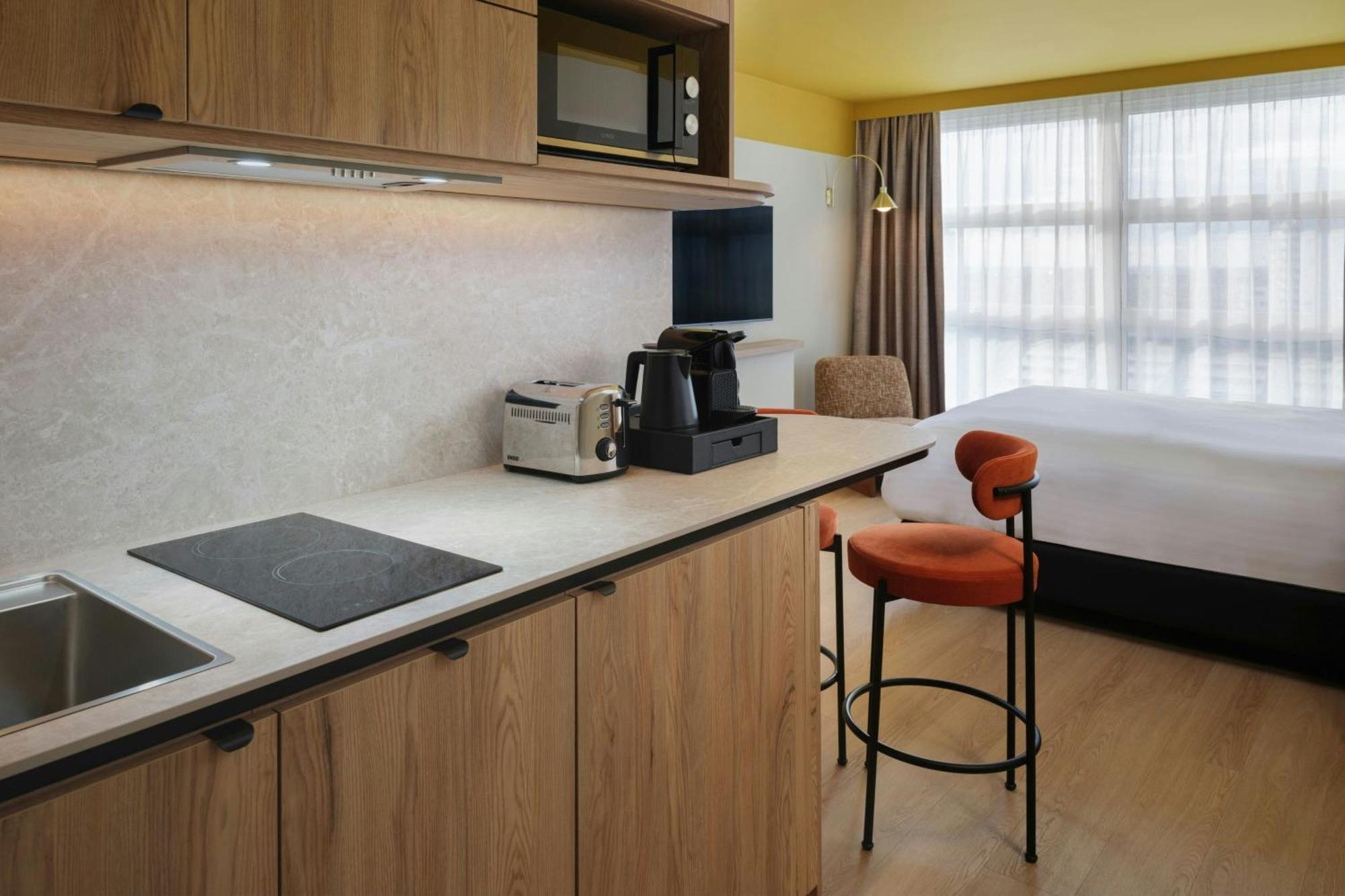 King Studio One King Bed City View High Floor,1758522364:JPEG