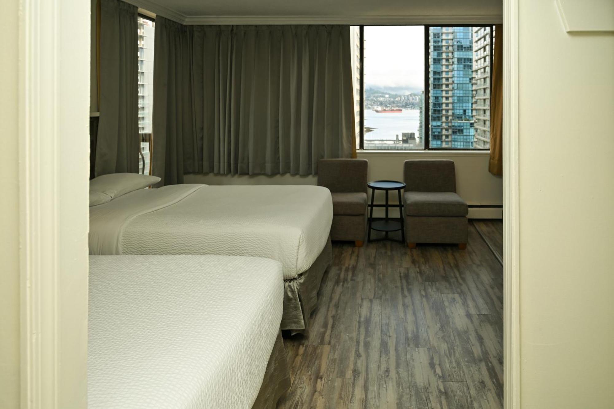 One Bedroom Apartment with Harbour View,1765215344:JPEG