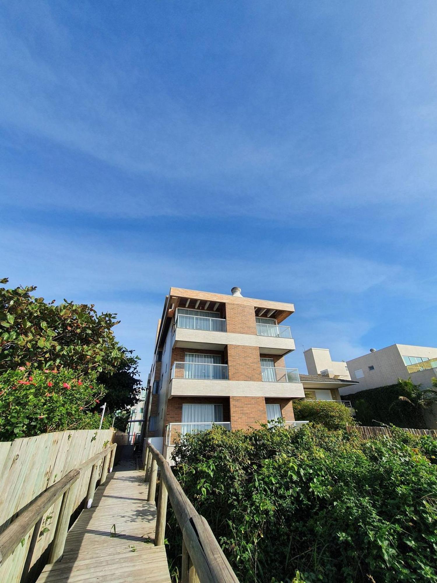 Apartamento com Vista do Mar