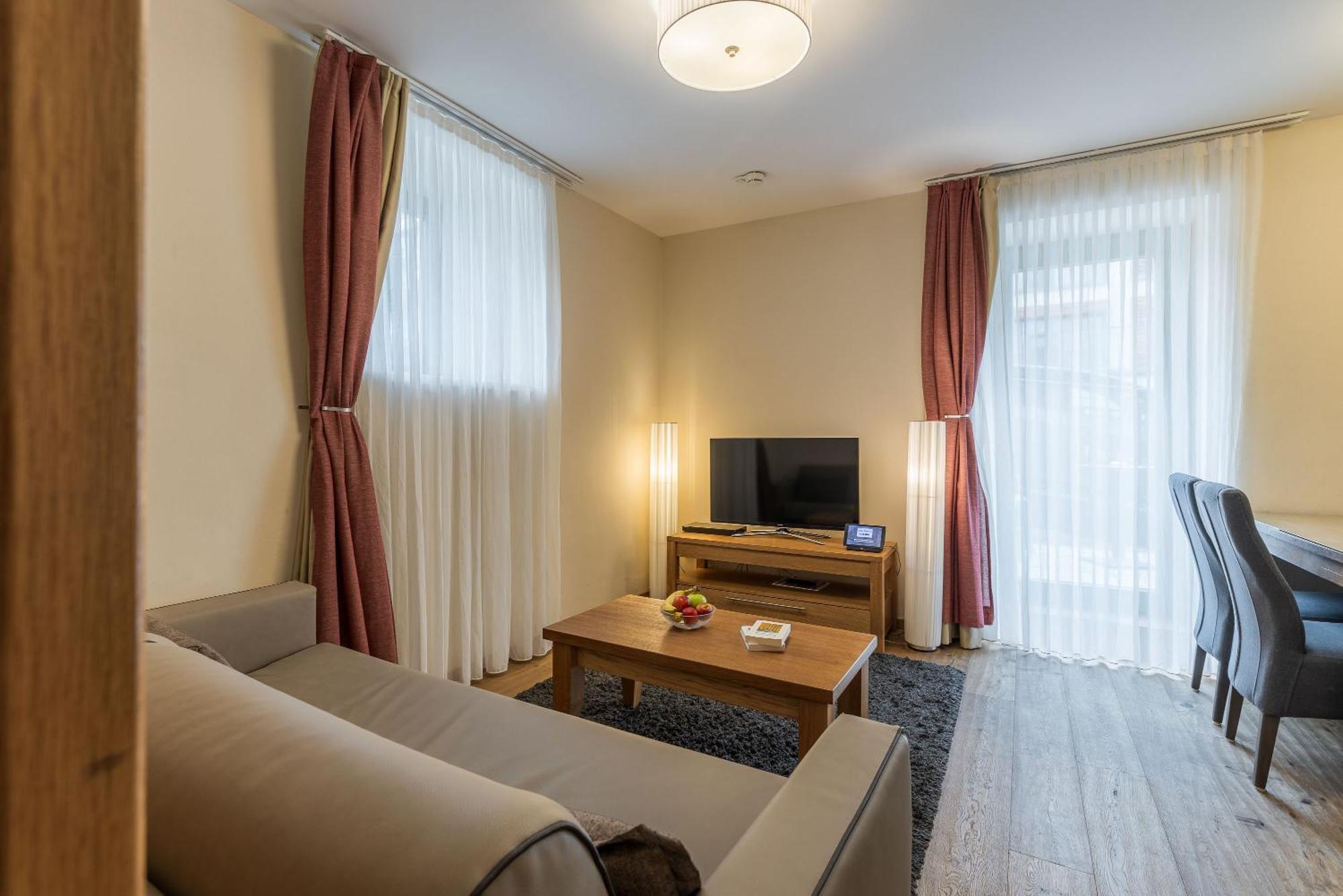Standard Suite