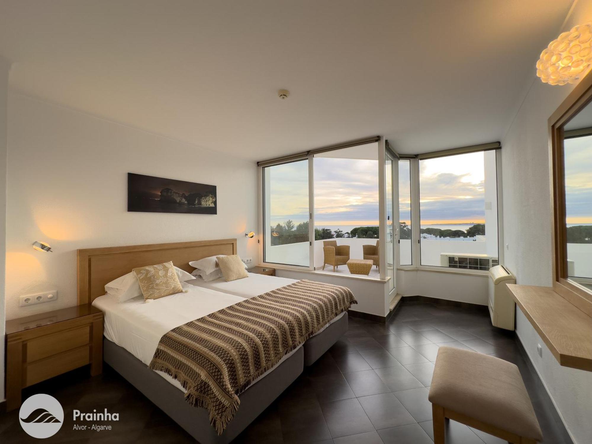 Appartement met 2 Slaapkamers en Uitzicht op Zee