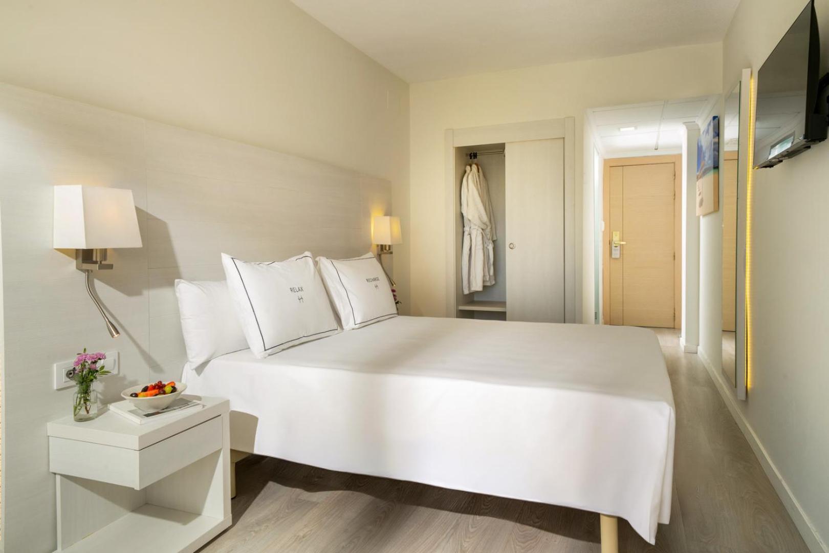 Single Room Balcony