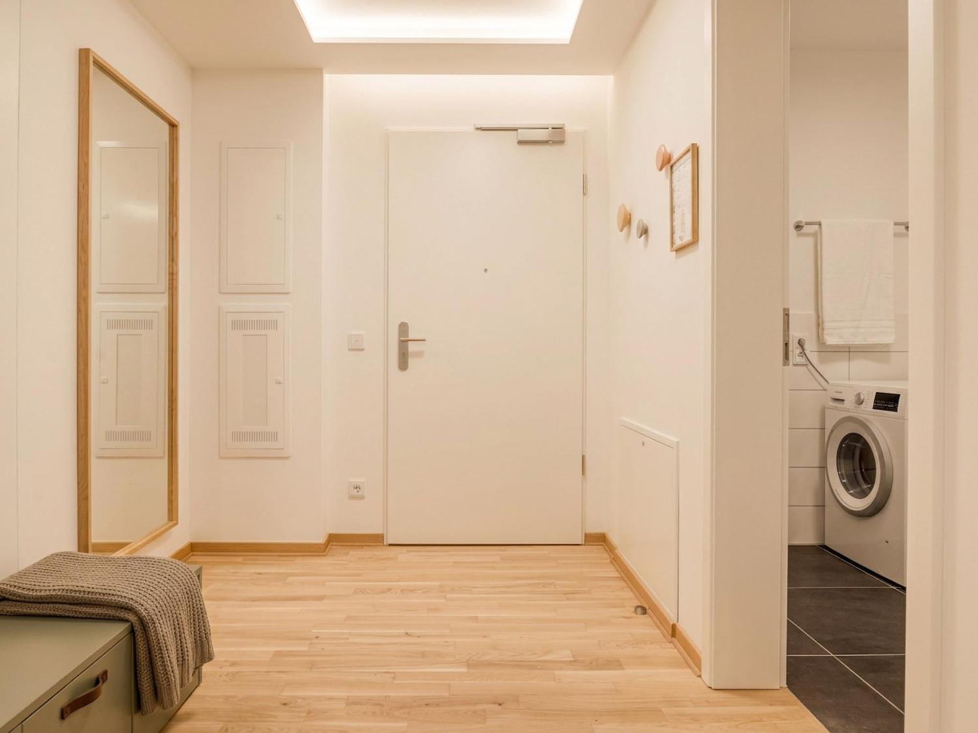One bedroom Suite Balcony & courtyard view