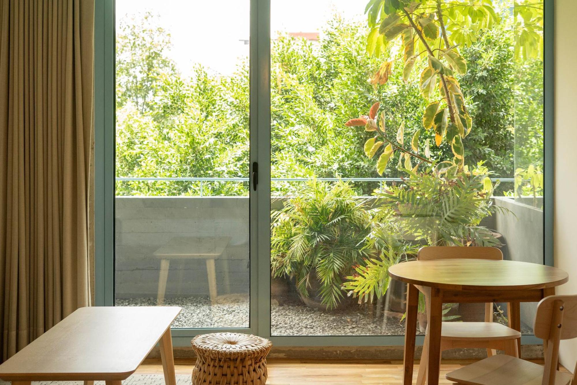 Studio Balcony
