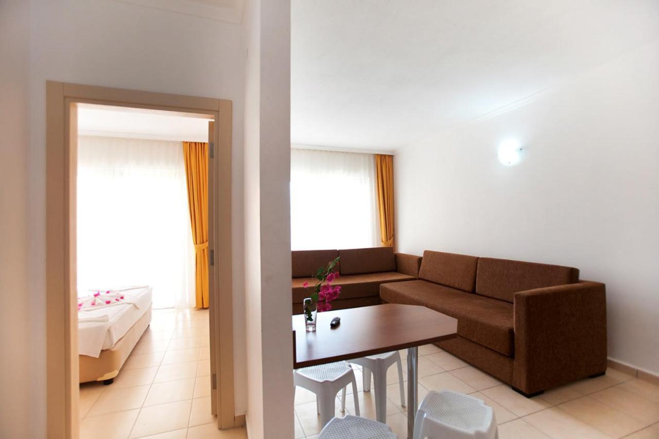 One-Bedroom Apartment,452940831:JPEG