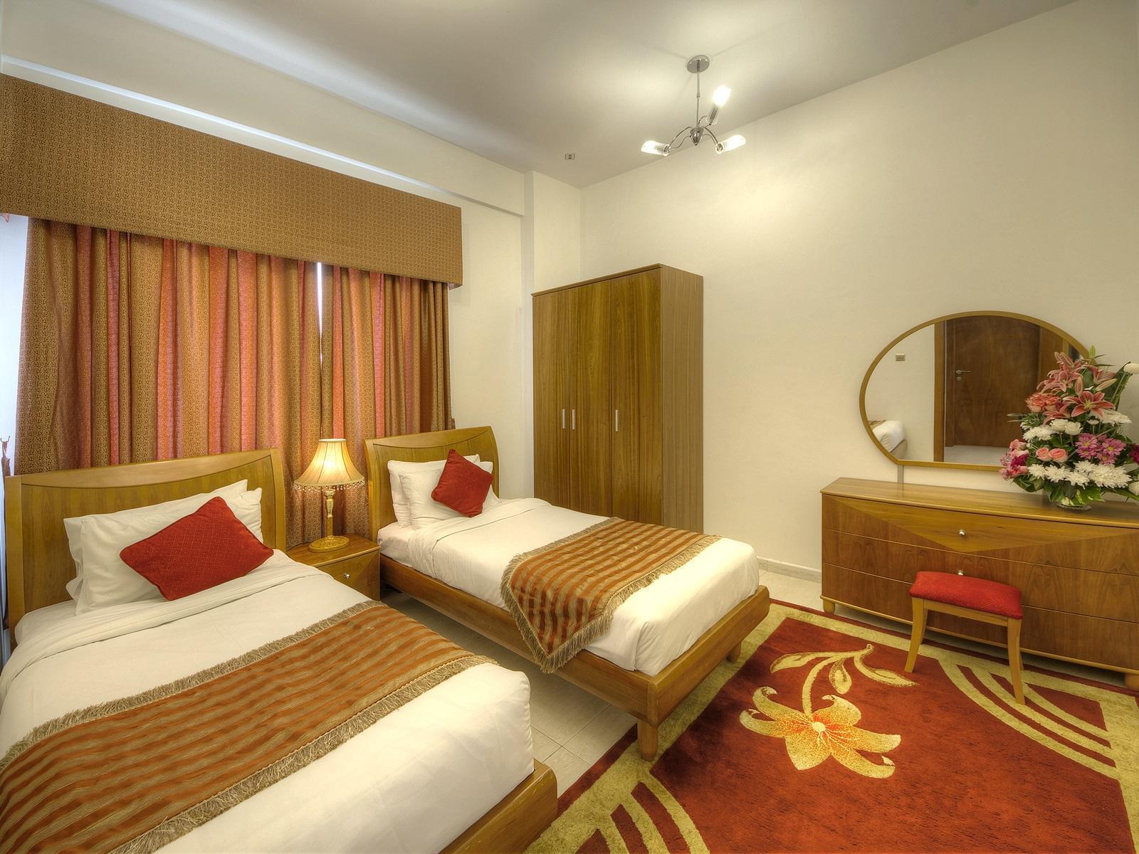 Deluxe One-Bedroom Apartment