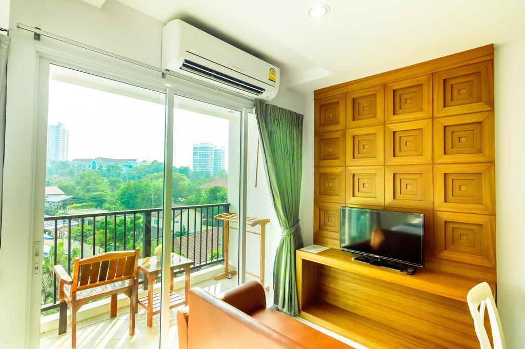 Studio with Balcony
