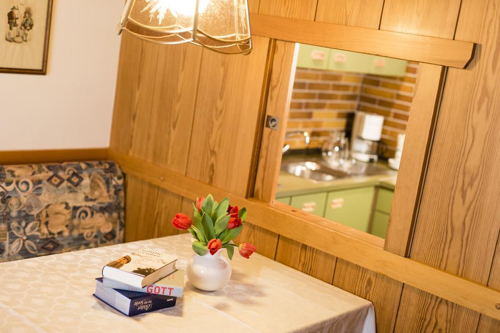 Supreme Apartment,323536438:JPEG