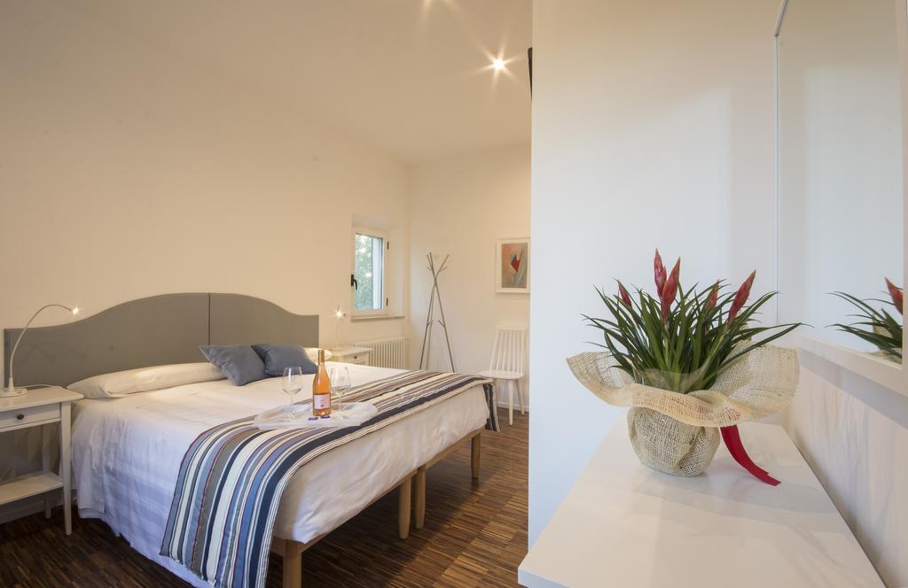 One-Bedroom Apartment with Garden View,328210963:JPEG