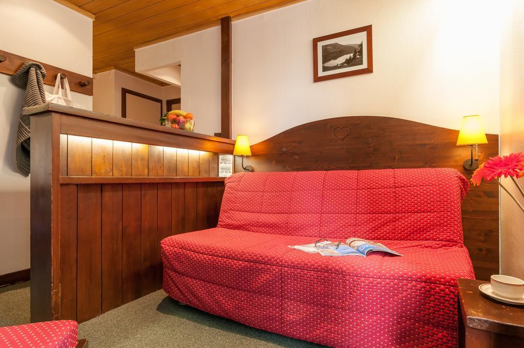 One-Bedroom Studio with Balcony (5 People)