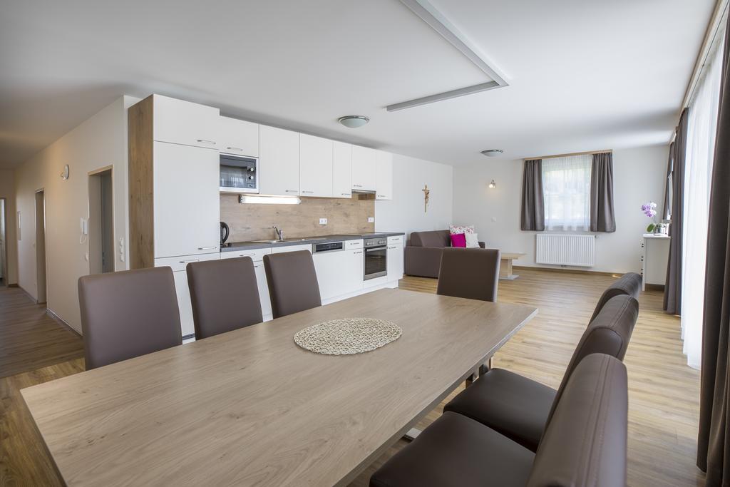 Apartment with Terrace,413431872:JPEG
