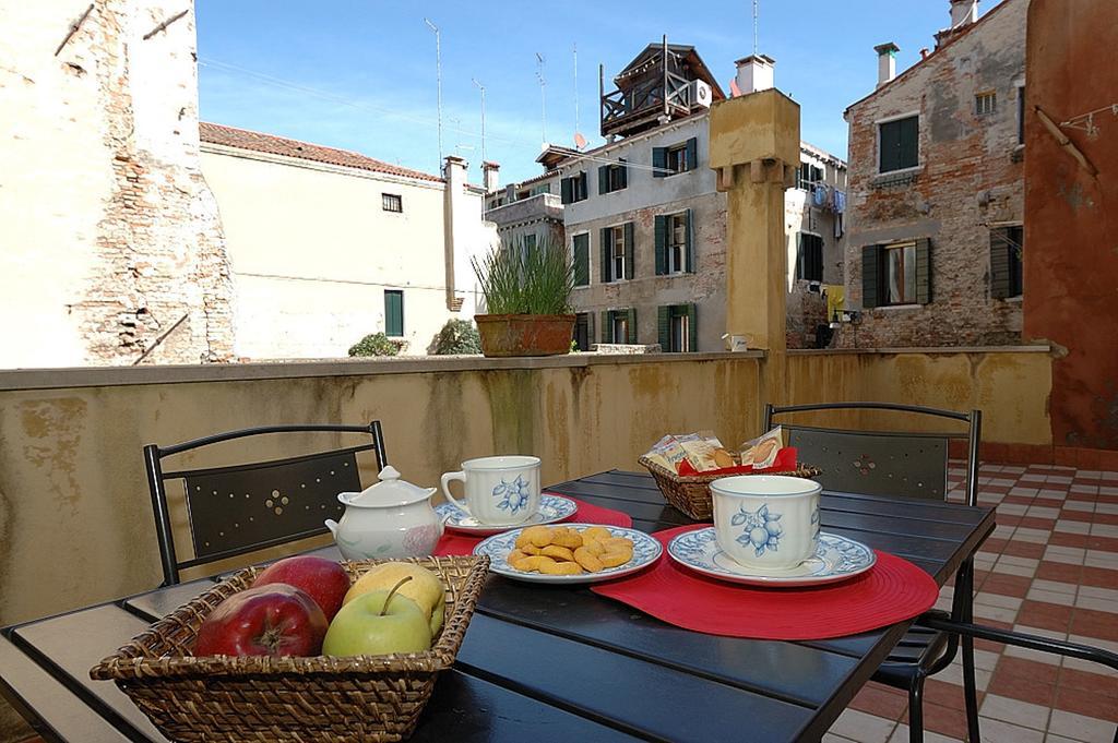 Apartment mit Terrasse
