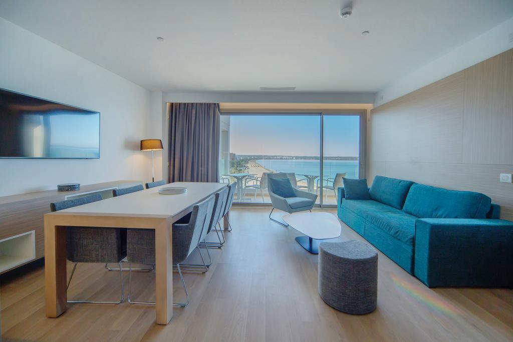 Deluxe Penthouse Apartment Sea View,422083926:JPEG